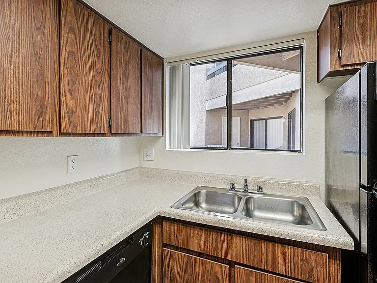 Silver Creek — Photo 1
