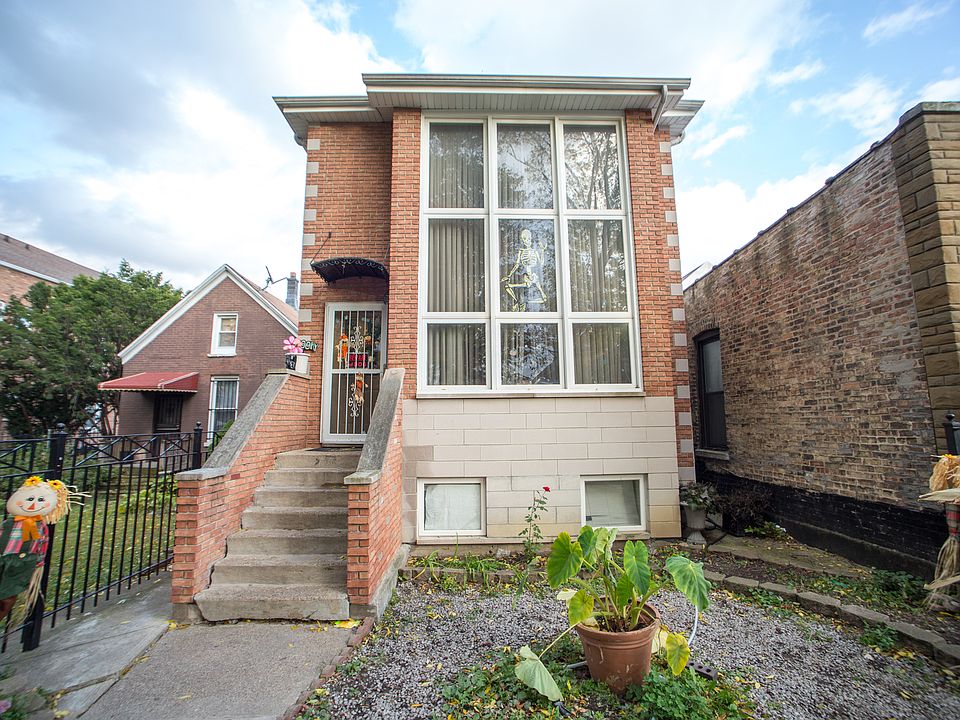1st image of 2809 S Saint Louis Ave