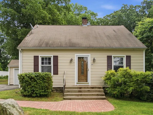 84 Lakeview Avenue, Cheshire, CT 06410