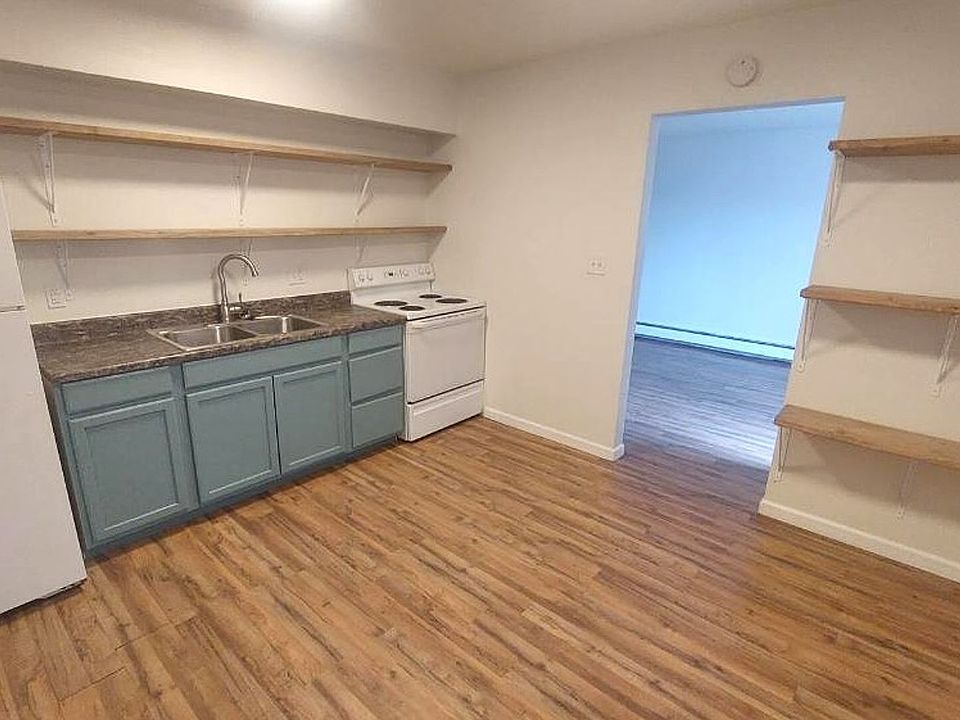 1st image of 19-21 Amherst Ave #16