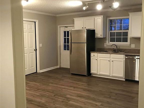 2nd image of 303 Clearview Dr