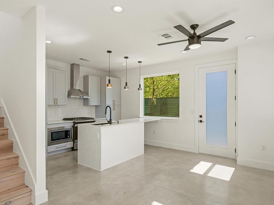 Beautiful sunny living room and kitchen