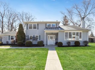 14 Pineridge Ave, Middletown, NJ 07748
