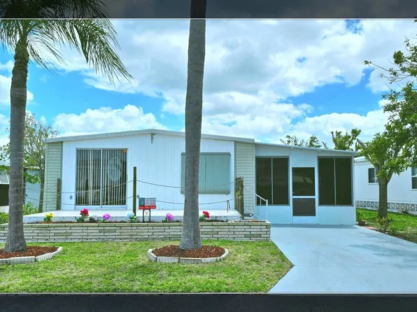 154 Sanibel St, Nokomis, FL 34275