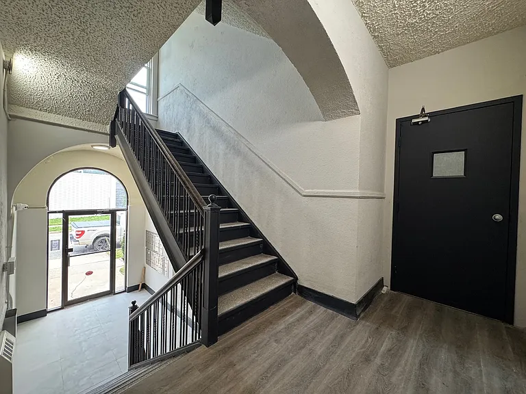 74 Shepherd St W #9 — Photo 13