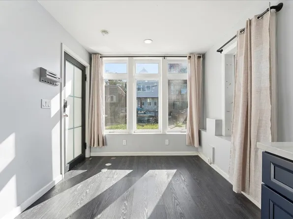 225 Freeman Avenue image 8 of 20