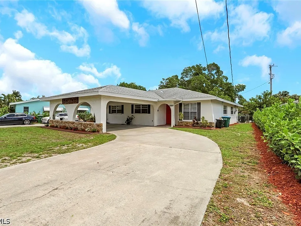 1626 Orchid Blvd