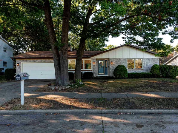 8924 41st AVENUE, Kenosha, WI 53142