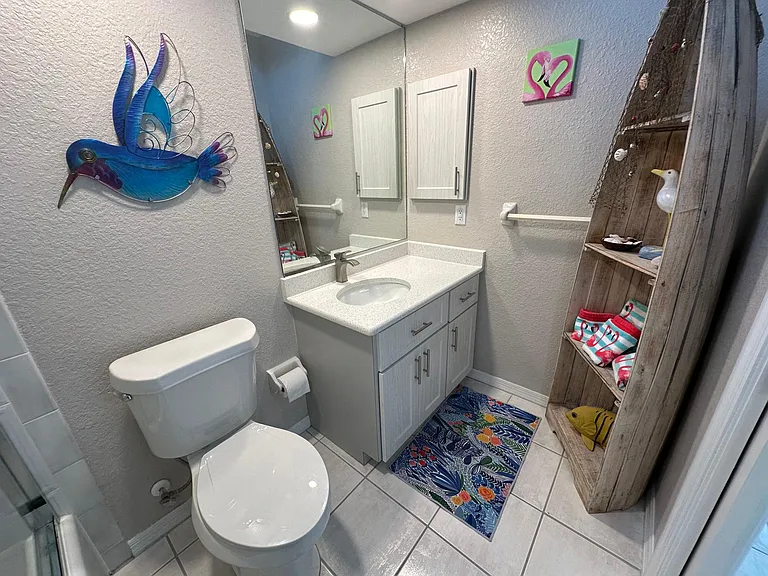 603 Rotonda Cir — Photo 29
