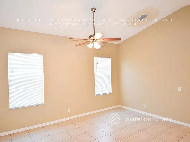 1631 Regal Mist Loop — Photo 6