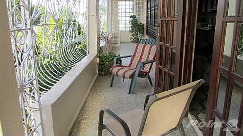 BRO-B Gardens 049