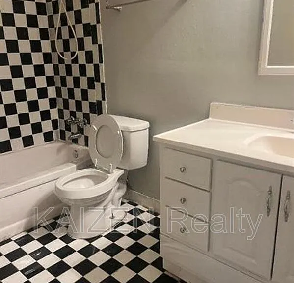 151 N Belvedere Blvd #16 — Photo 9