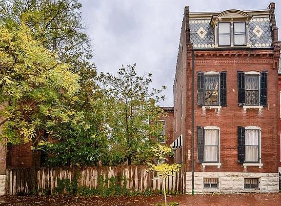 2nd image of 1008 Allen Ave