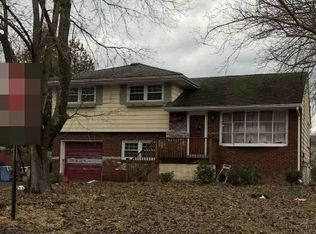 45 Beers Dr, Middletown, NY 10940