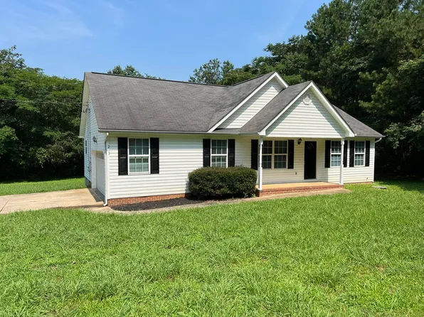 215 Stokely Dr, Chickamauga, GA 30707