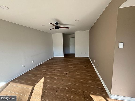 3rd image of 2018 Colts Neck Rd Suite 11B