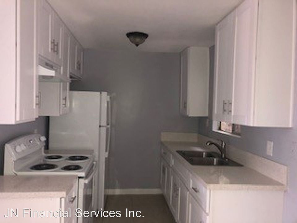 2nd image of 1035 Georgia St APT M