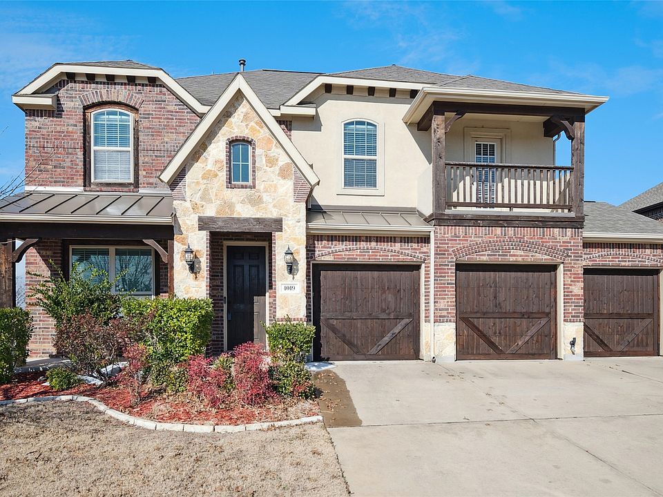 1st image of 1019 Sheldon Dr