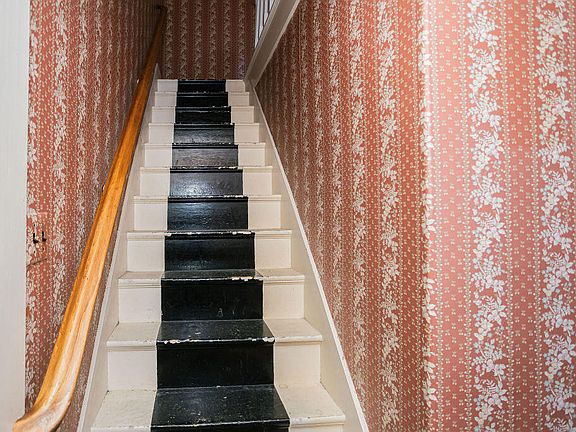 27th image of this home