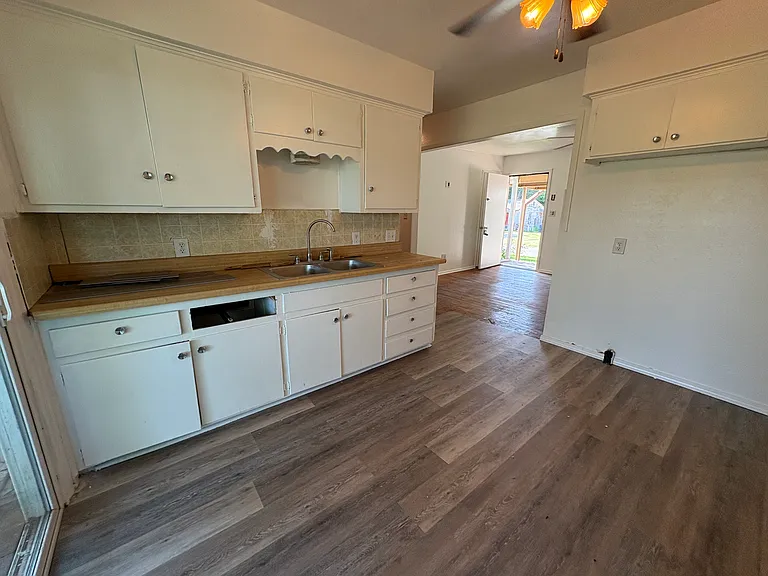1515 SE 64th St — Photo 14