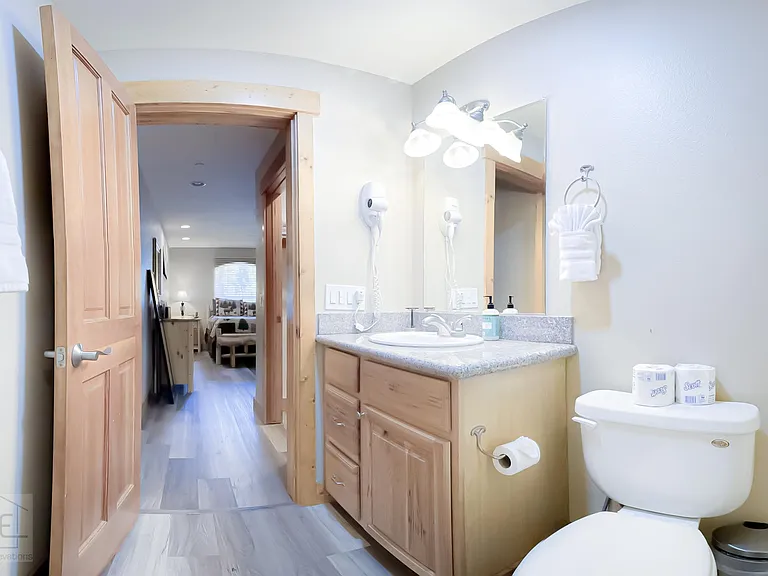 8732 Rainbow Ave — Photo 17