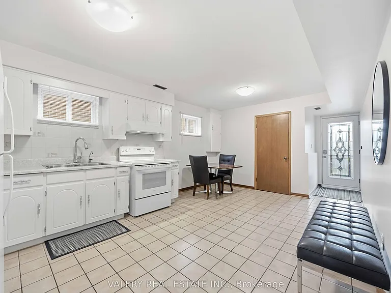 49 Sentinel Rd #B — Photo 6