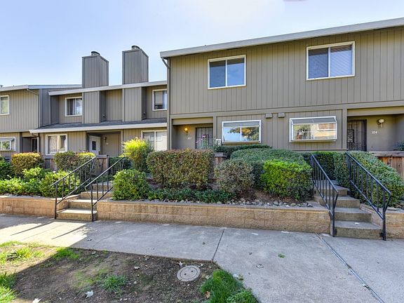3rd image of 4321 Palm Ave APT 103