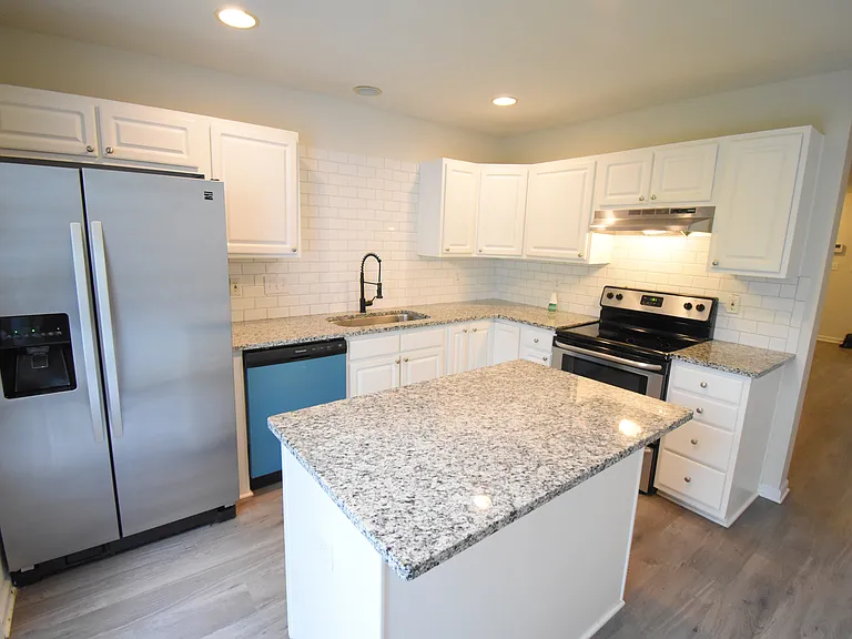 12563 Bluestem Ln — Photo 9