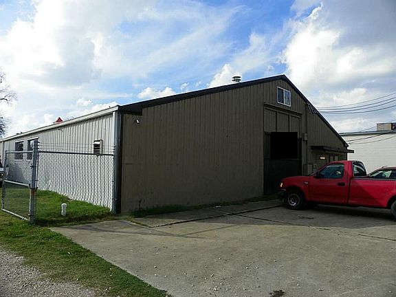 3rd image of 2421 Hurfus Dr