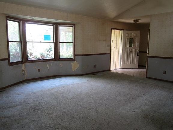 2nd image of 53692 County Road 17