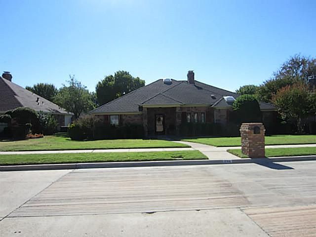 1st image of 1704 Tawakoni Ln