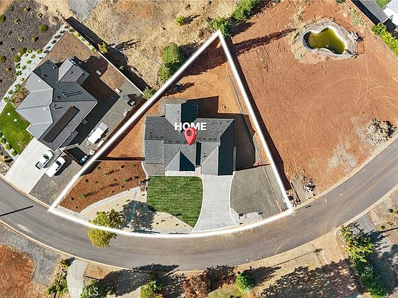 4th image of 281 Rose Ln