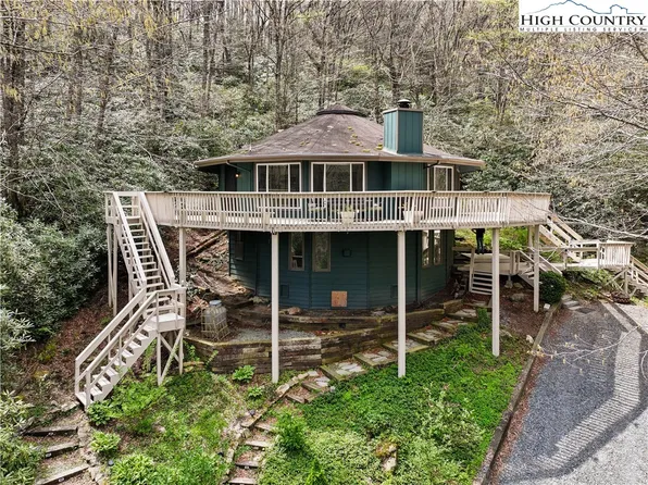 251 Mossy Creek, Sugar Mountain, NC 28604