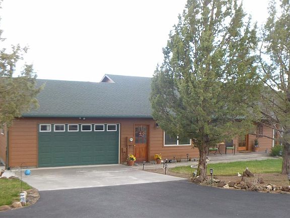 3rd image of 1964 SE McKenzie Pl