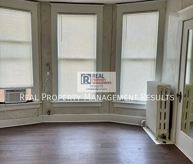 1363 Mesker Park Dr #D — Photo 5