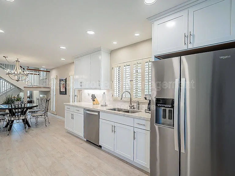 10527 E Fanfol Ln — Photo 11