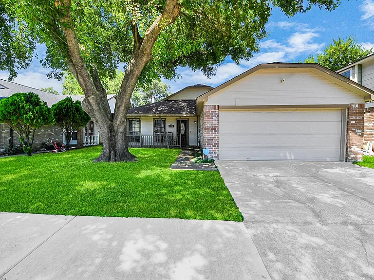 11031 Kirkmead Dr — Photo 36
