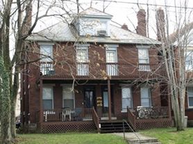 2182 Summit, 2182