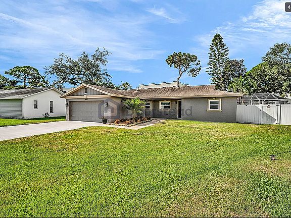 4th image of 7892 Sundown Dr N
