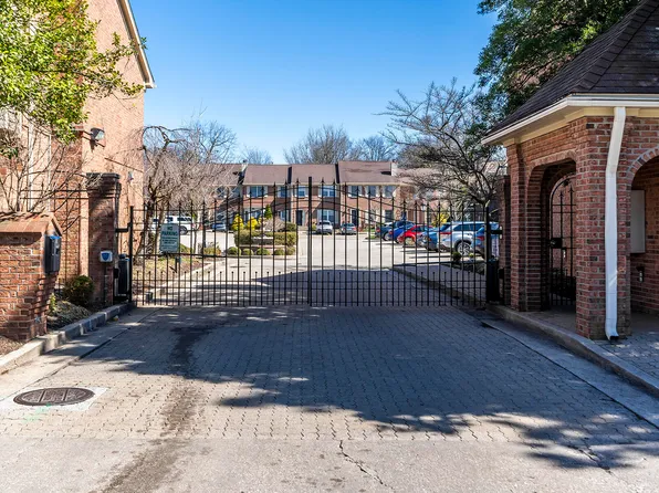 541 W Short St APT 28, Lexington, KY 40507