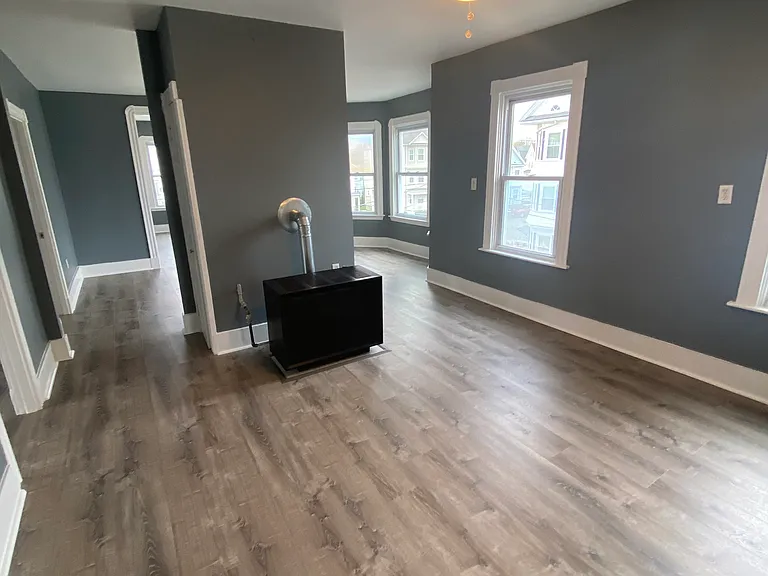 530 Bolton St #3 — Photo 8