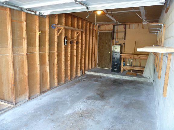 5th image of 2020 Providence Dr APT 102