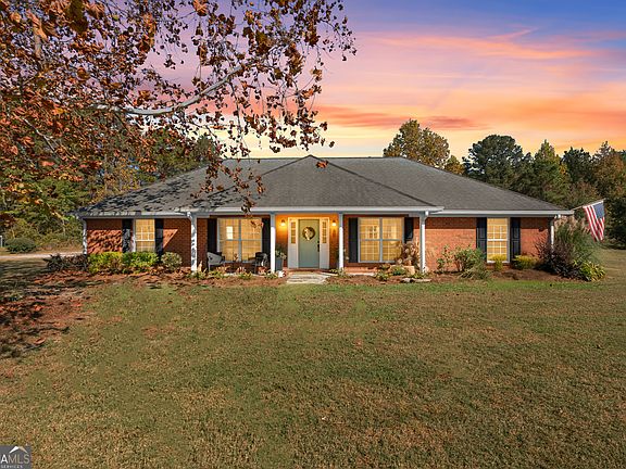 2nd image of 357 Pound Rd