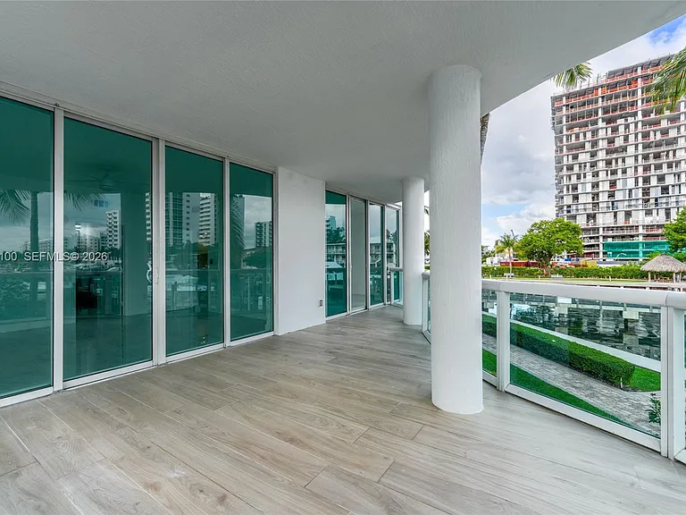 7914 Harbor Island Dr #106 — Photo 37