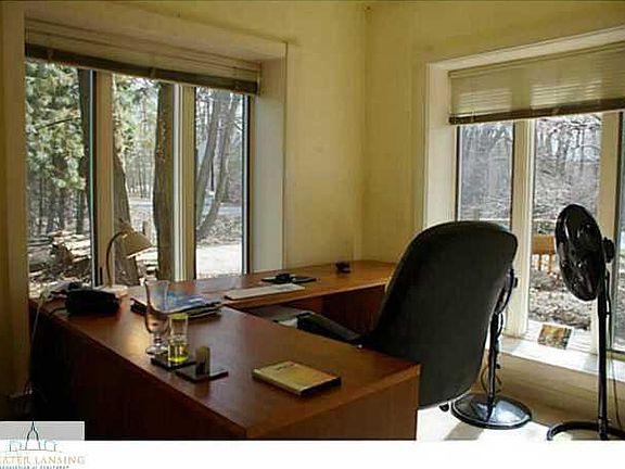 4th image of 6061 E Lake Dr