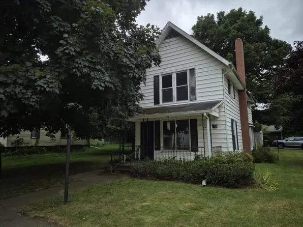 304 S Water St, Stockbridge, MI 49285