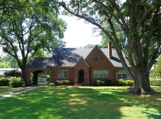 419 Colony Ave N, Ahoskie, NC 27910