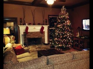 711 Gittings Ave, Peachtree City, GA 30269