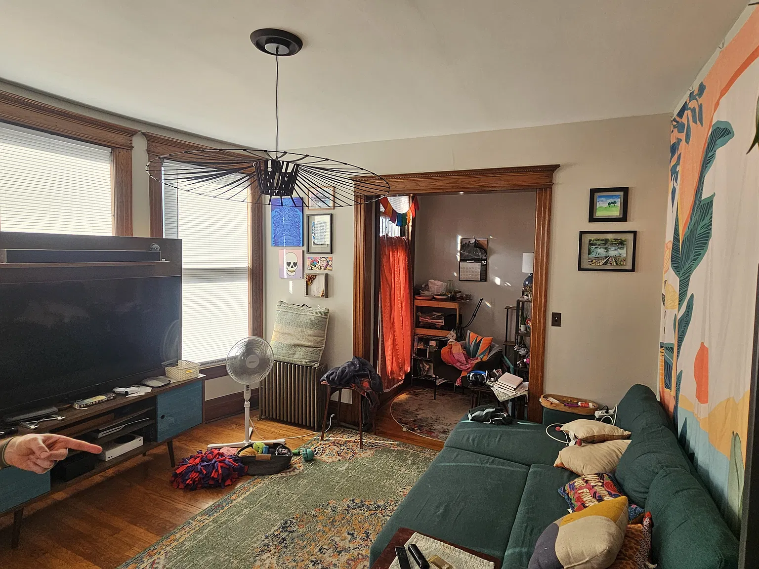 5 bed, 1780 sqft, $3,200 — Photo 3
