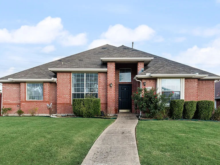 3444 Bluegrass Dr — Photo 3